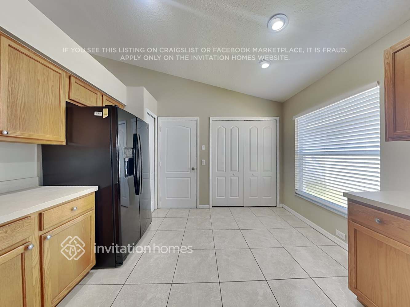Building Photo - 12513 Lake Vista Dr