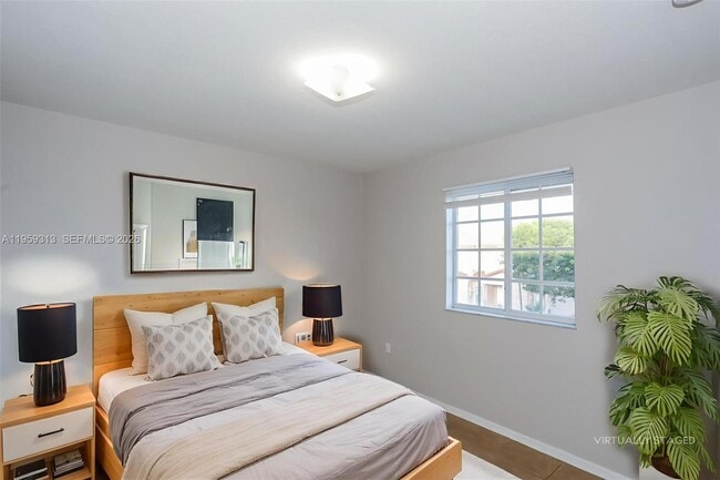 Building Photo - 17166 SW 138th Ct