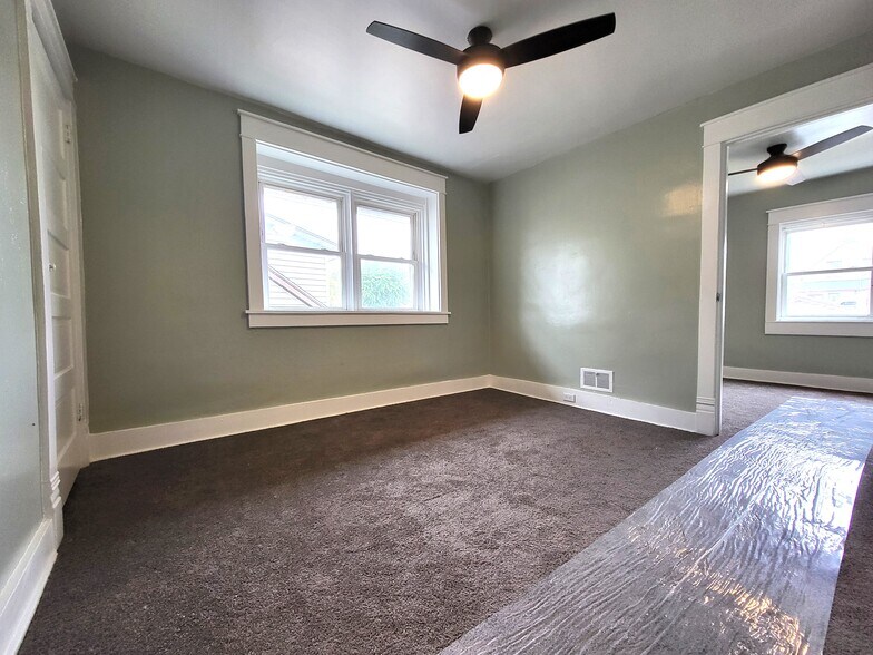 Bedroom 2 - 32 E 1st Ave