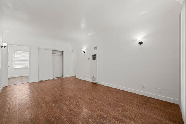 Building Photo - 4172 Leimert Blvd