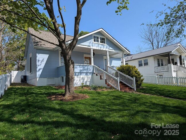 Building Photo - 24 Woodrow Ave