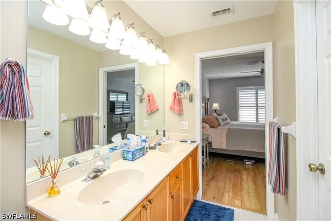 Building Photo - 28280 Pine Haven Way