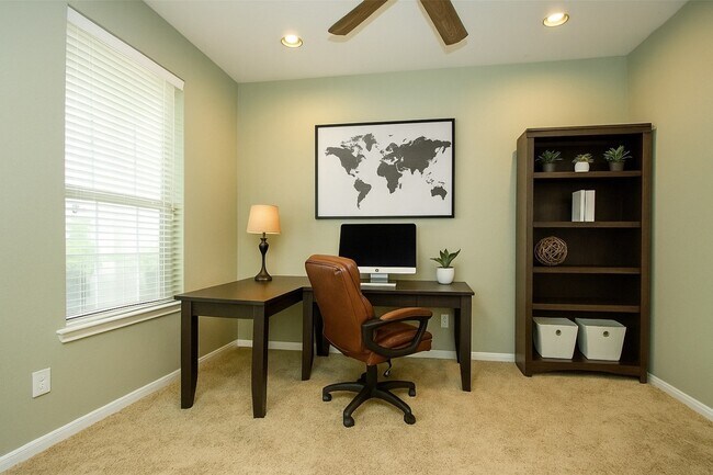 Building Photo - 16044 Sweetwater Fields Ln