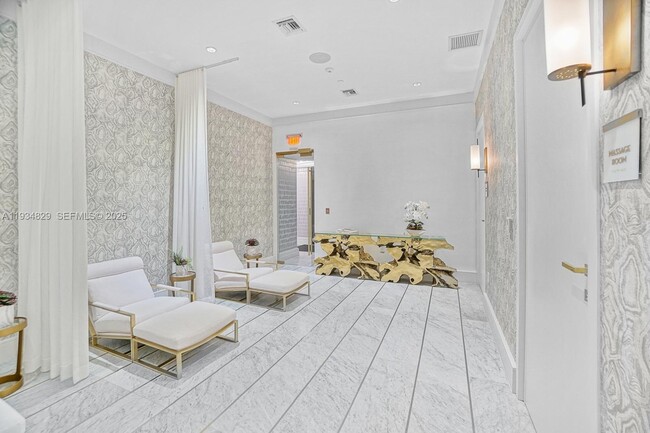 Building Photo - 788 NE 23rd St