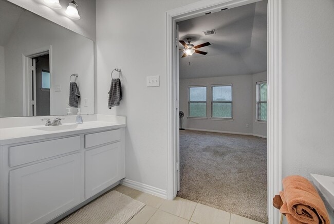 Building Photo - 3334 Tug Wy