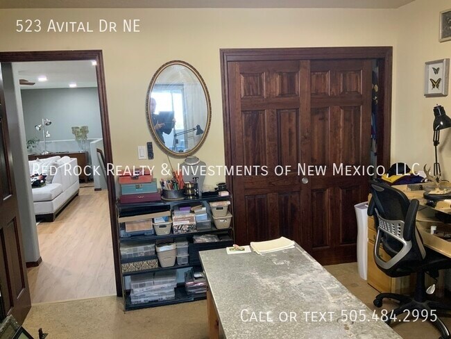 Building Photo - 523 Avital Dr NE