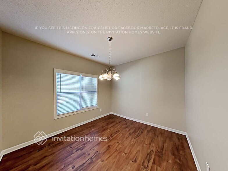 Building Photo - 5881 Newnan Ct