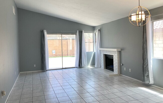 Building Photo - 7728 Barbican Ct