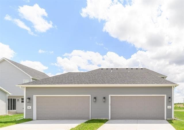 Building Photo - 1674 Happy Trails Rd