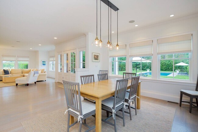 Building Photo - 23 Gansett Ln