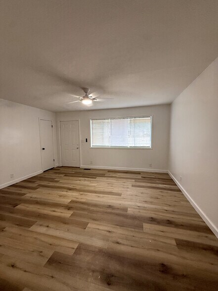 Building Photo - 214 Madison Ave