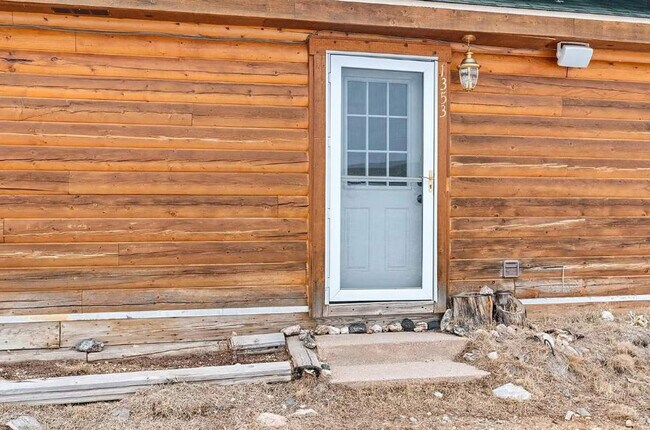 Building Photo - 1353 Alice Rd