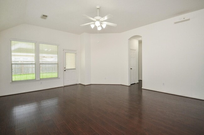 Building Photo - 7038 Cornflower Ln