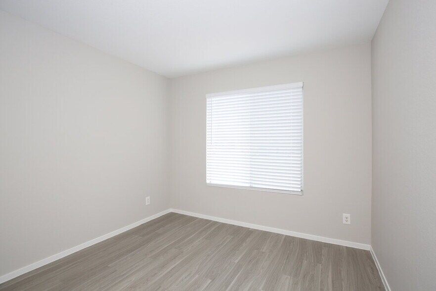 Building Photo - 430 Don Pedro Cir