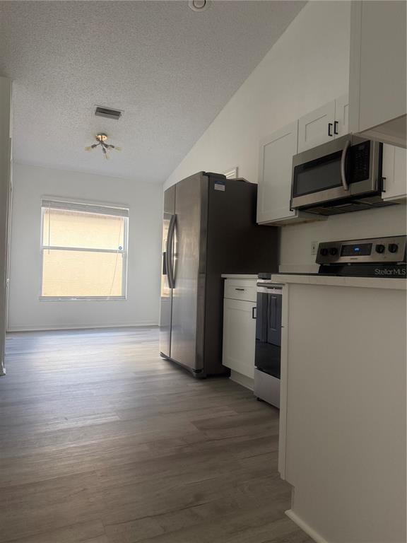 Building Photo - 12605 Midpointe Dr