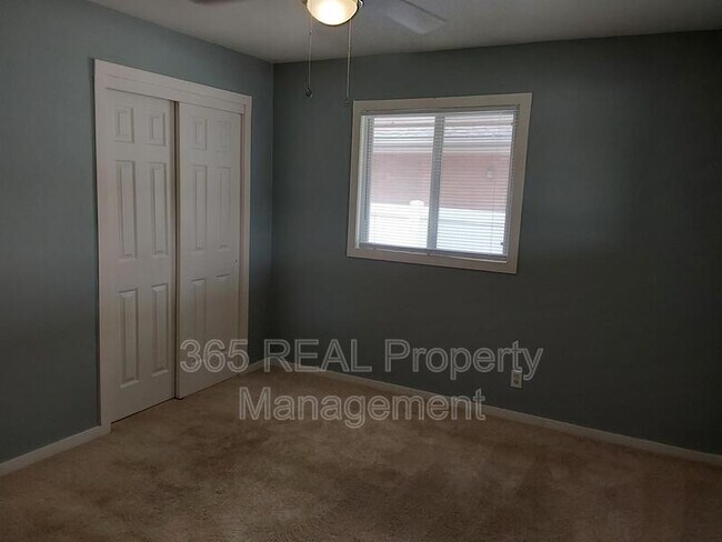 Building Photo - 2201 12th St