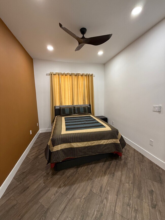 Building Photo - 3273 Hedwig Rd