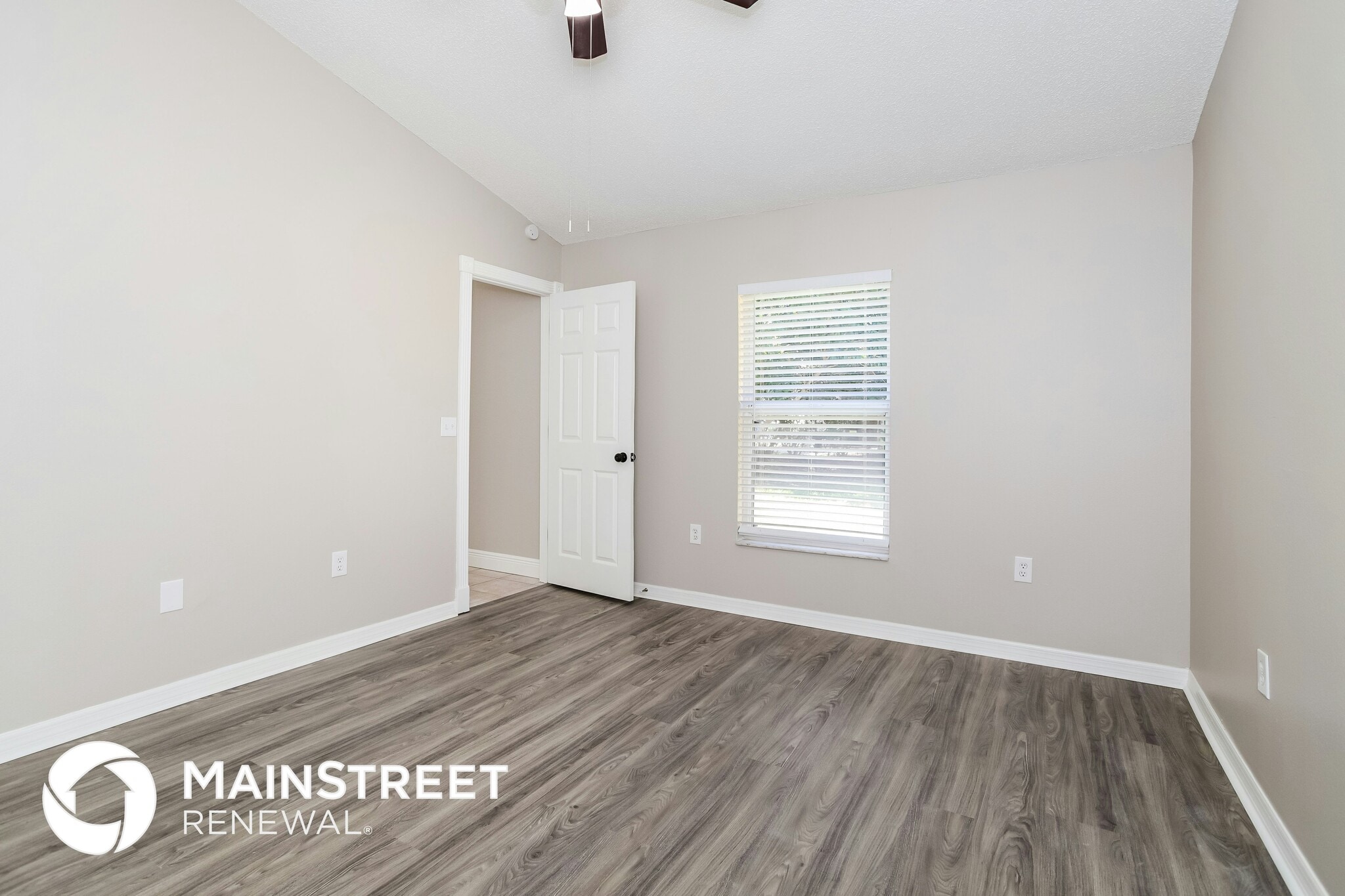 Building Photo - 2478 Pine Chase Cir