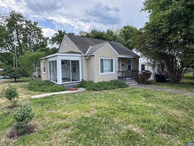 Building Photo - 704 Druid Ave