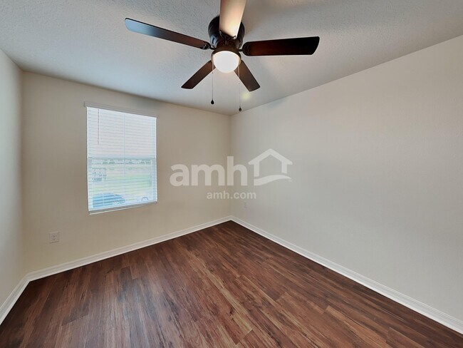 Building Photo - 12241 High Rock Way