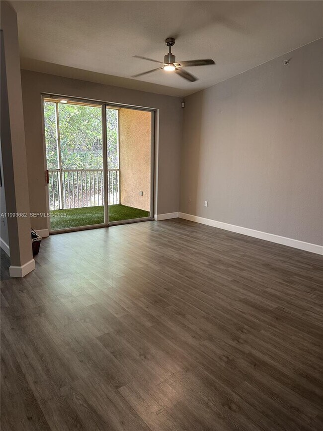 Building Photo - 20257 Royal Villagio Ct