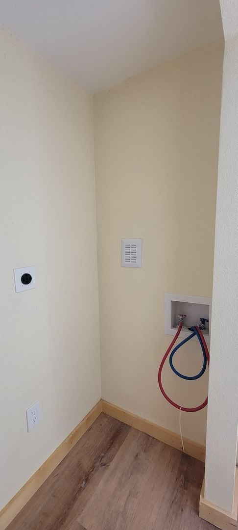 Building Photo - 1 Bedroom Home Near Downtown Florence