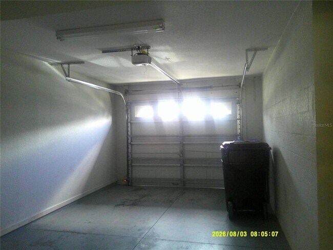 Building Photo - 3098 Ashland Ln N