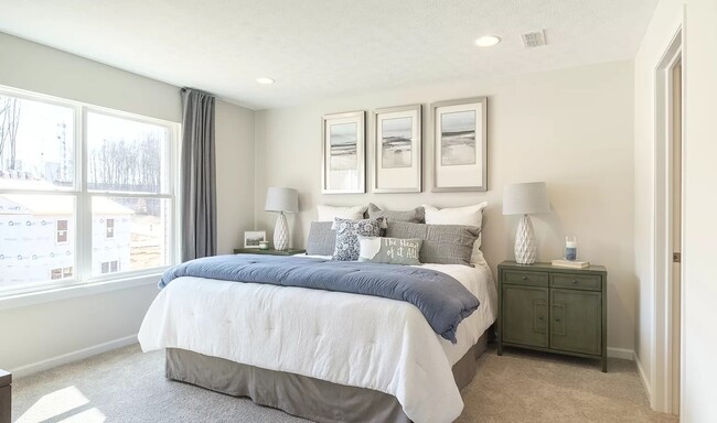 Building Photo - 3441 Alder Ave