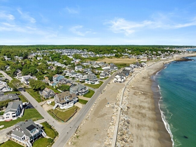 Building Photo - 33 Oceanside Dr