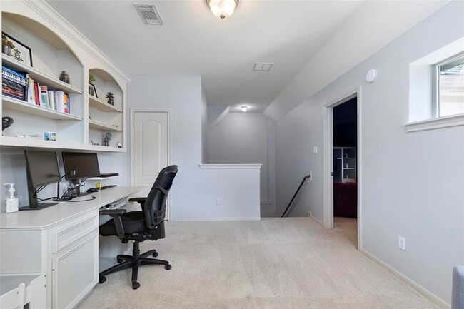 Building Photo - 13011 Far Point Manor Ct