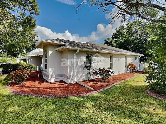 Building Photo - 3502 49th Ave E