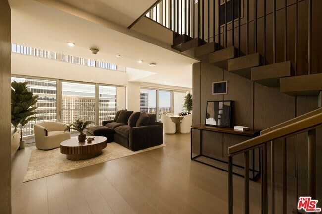 Building Photo - 2025 Ave of the Stars