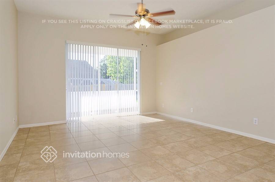 Building Photo - 434 Country Vineyard Dr
