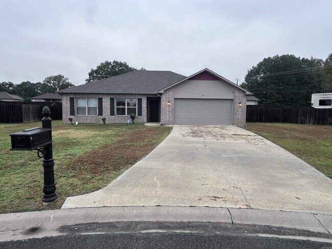 Building Photo - 27 Kasidyann Ct