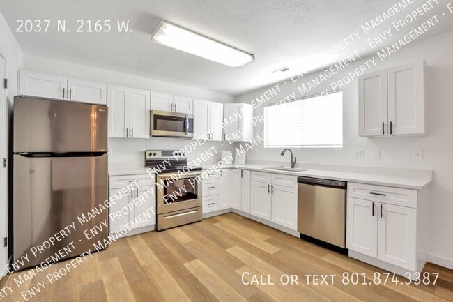 Building Photo - 2037 N 2165 W