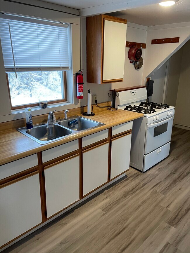 39 Pine St 39 Pine St Potsdam NY 13676 Apartment Finder