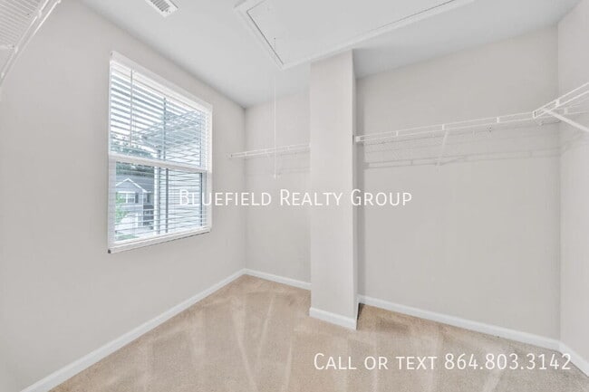 Building Photo - 158 Sarnesfield Wy