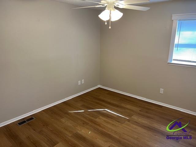 Building Photo - 308 Skyway Dr