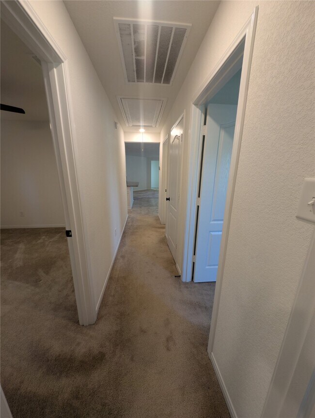 Building Photo - 6710 Beck Canyon Dr