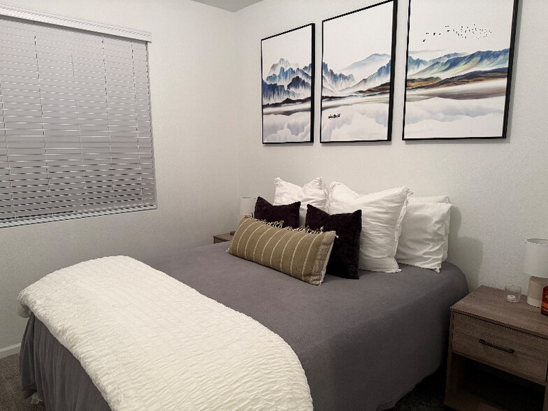 Building Photo - 5106 Makalu Dr