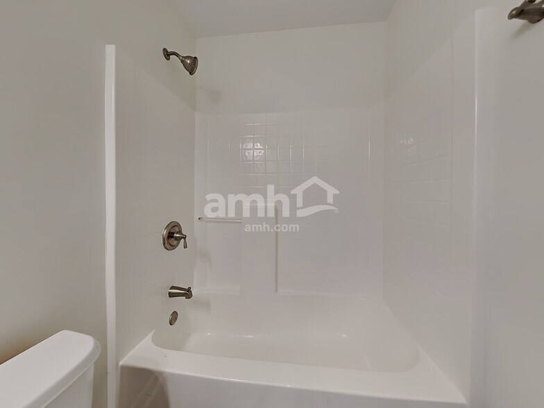 Building Photo - 1614 Bradmere Ln