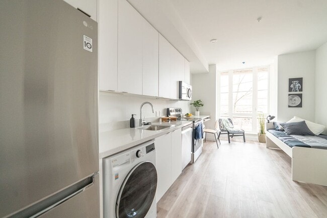 Primary Photo - Rise at Berkeley