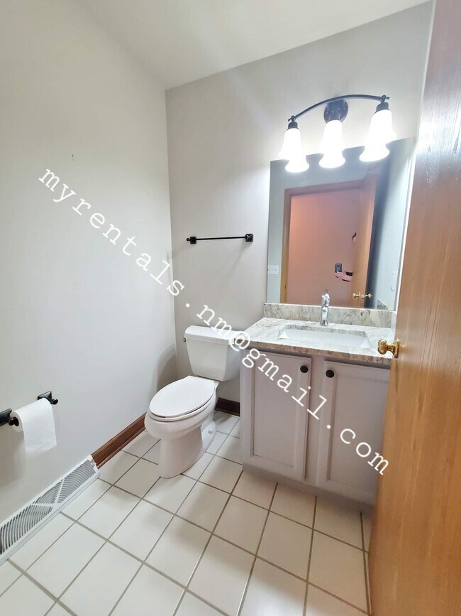 Building Photo - 8309 14th Ave