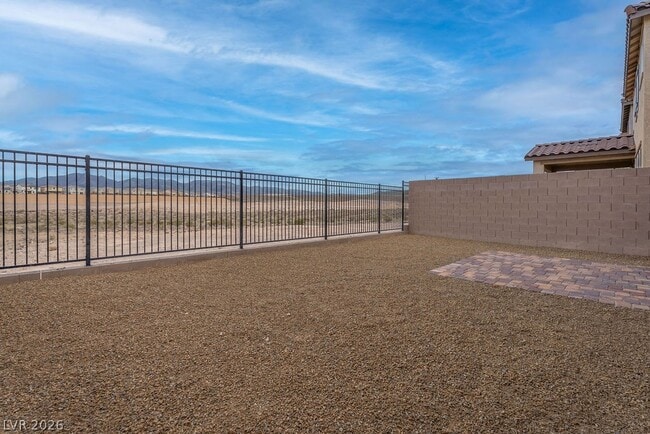 Building Photo - 2744 Tricase St