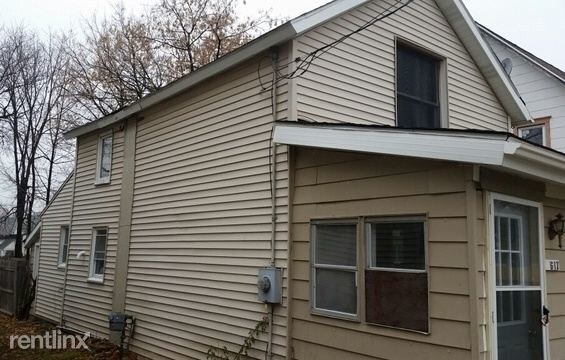 Building Photo - 2 br, 1 bath House - 617 N Sycamore St 617...