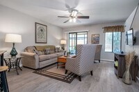 Building Photo - 2300 SW 43rd St