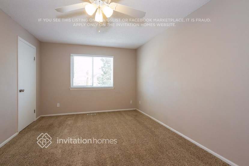 Building Photo - 4406 S Biscay Way