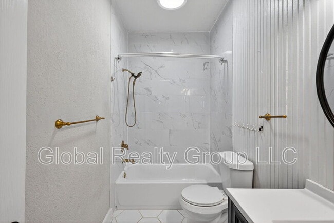 Building Photo - 514 Hammond Ave