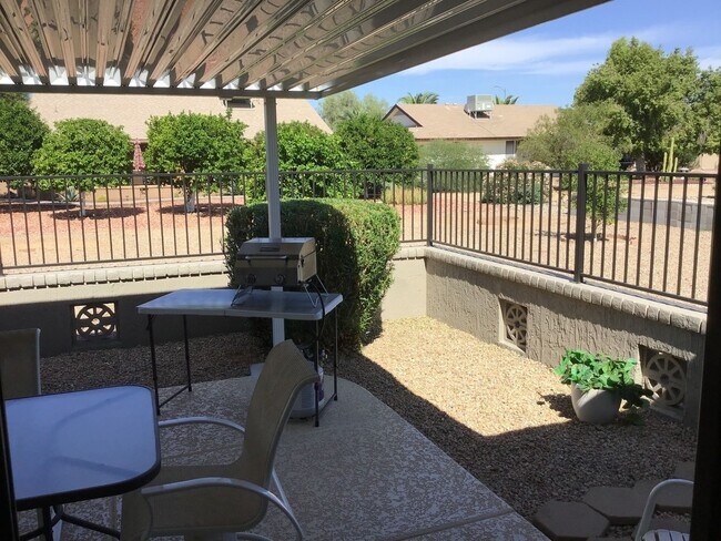 Building Photo - Charming 2BR House in Sun City West