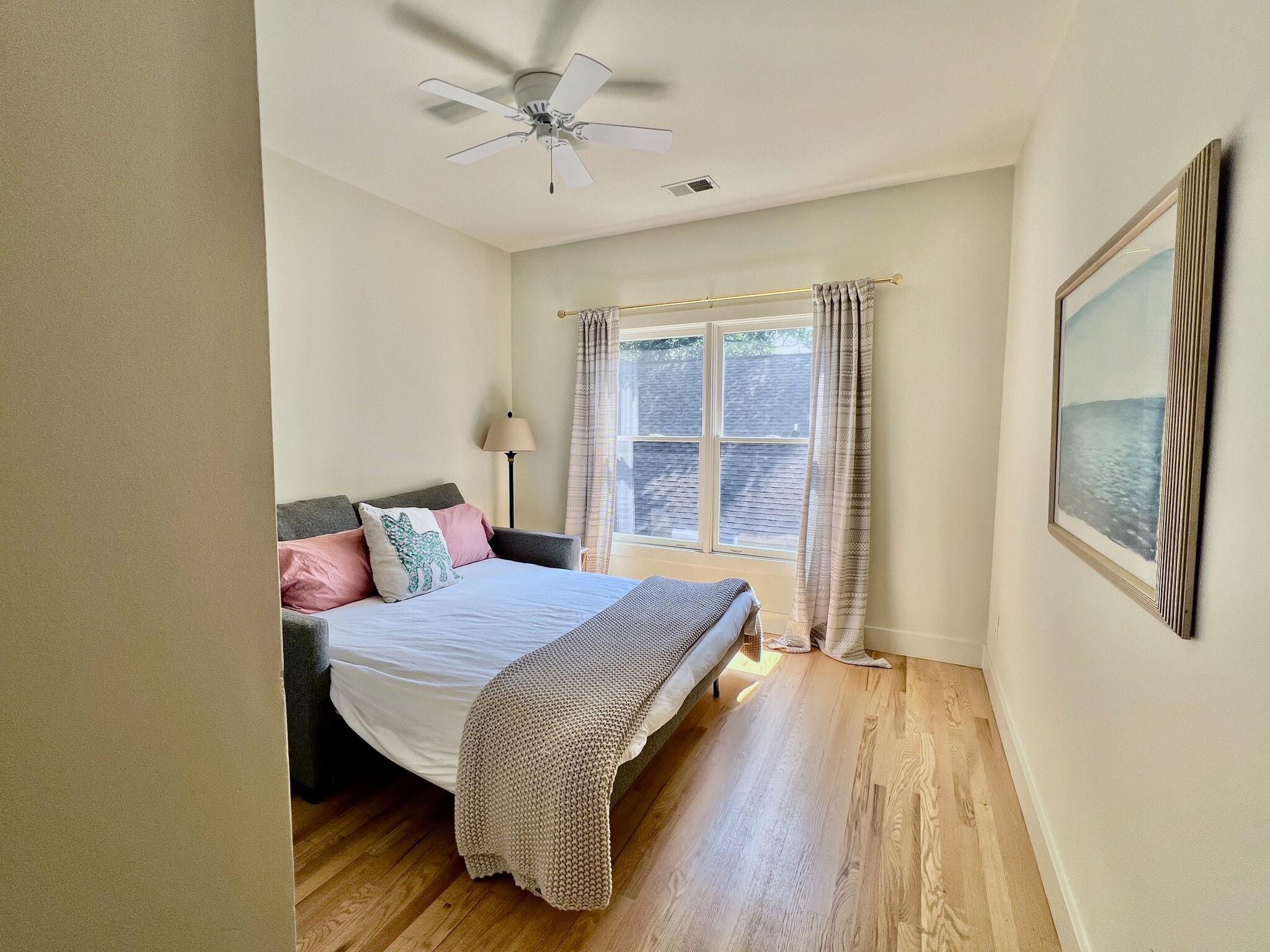 Middle Bedroom - 347 Ormond St SE